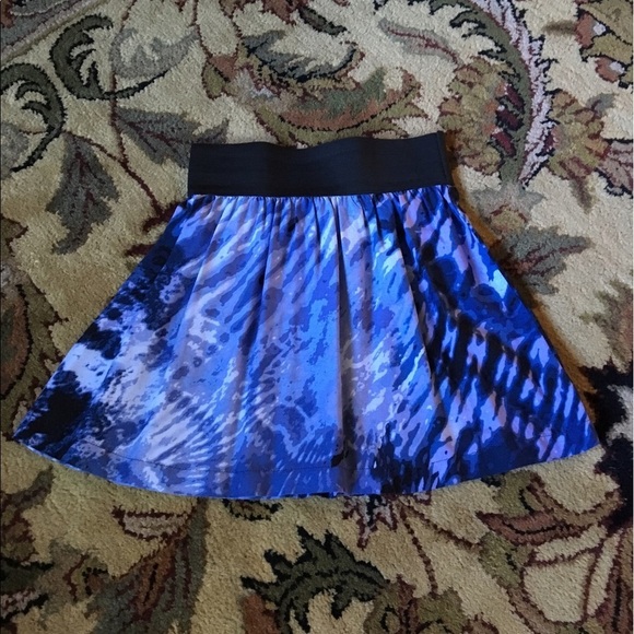 Forever 21 Blue Tie Dye Skirt Size Extra Small - Picture 1 of 1